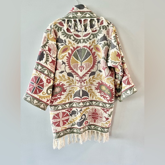 SALE Oversized Floral Tapestry Blanket Coat - Picture 4 of 7